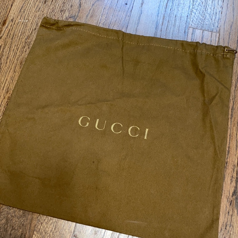Gucci cover bag